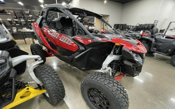 2024 Can-Am™ Maverick R X