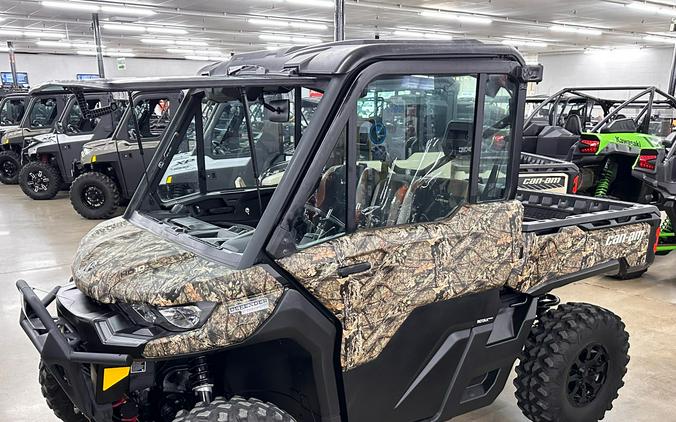 2023 Can-Am Defender Limited HD10