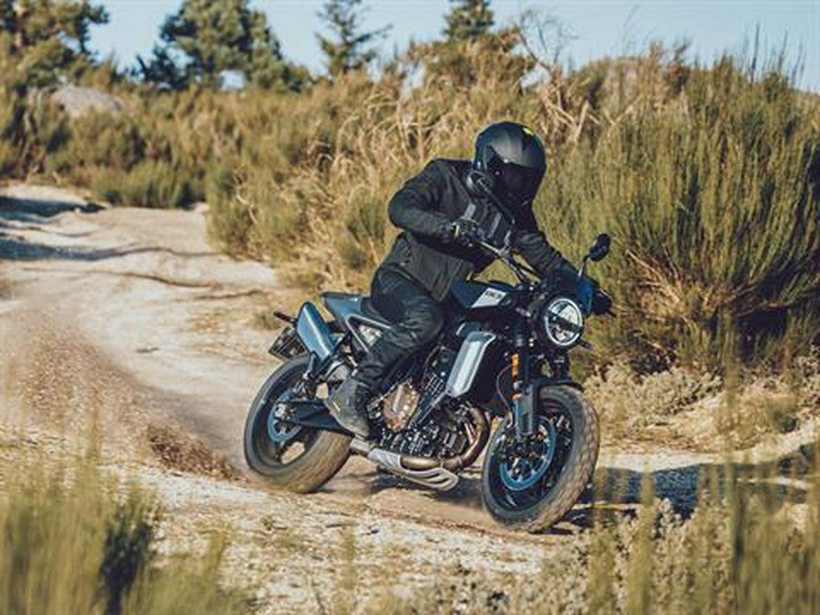 2025 Husqvarna Svartpilen 801