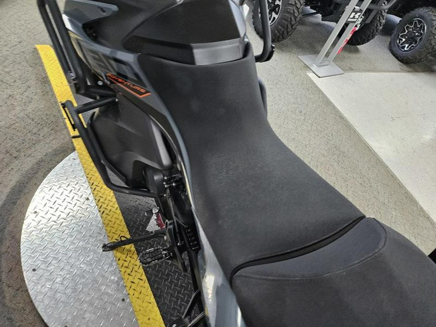 2022 KTM 890 Adventure