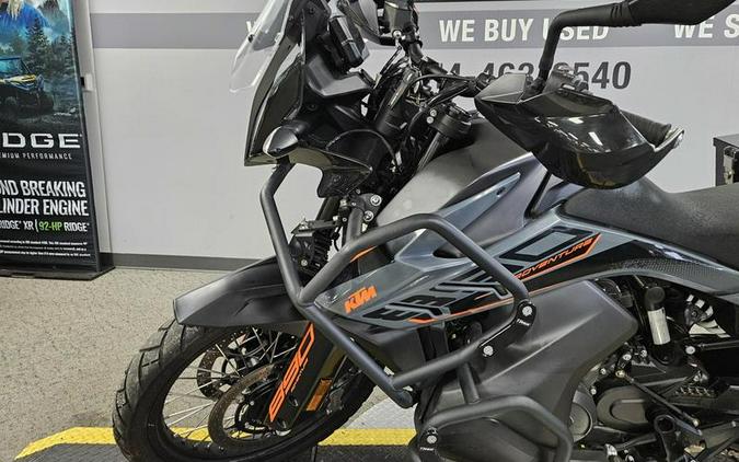 2022 KTM 890 Adventure