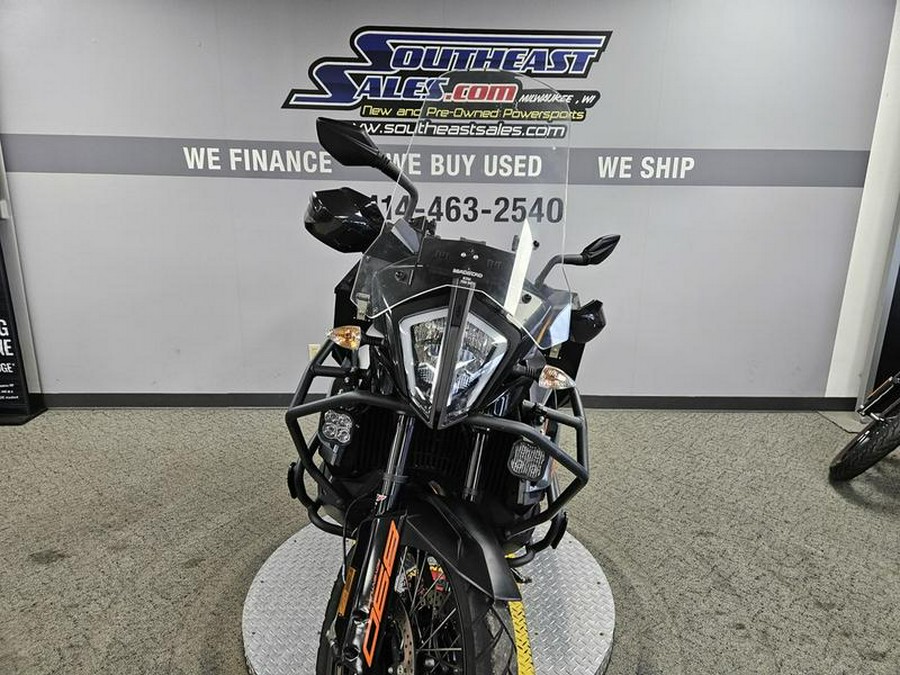 2022 KTM 890 Adventure