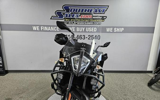 2022 KTM 890 Adventure