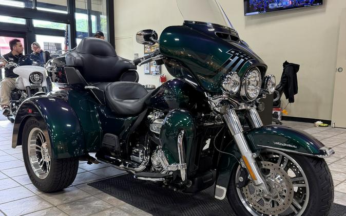 2021 FLHTCUTG Tri Glide® Ultra