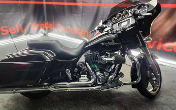 2016 Harley-Davidson® FLHXI-Street Glide