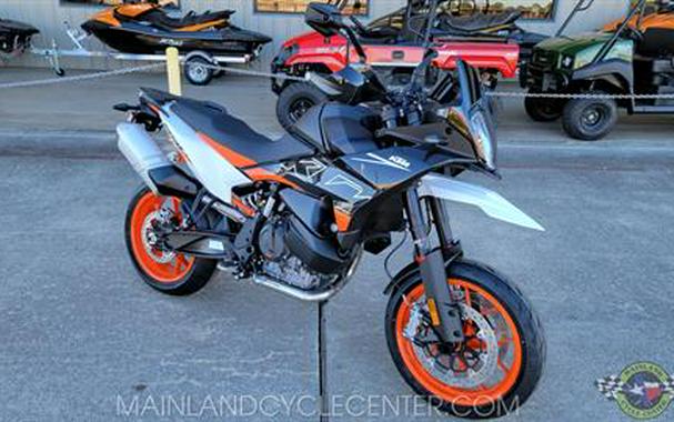 2024 KTM 890 SMT