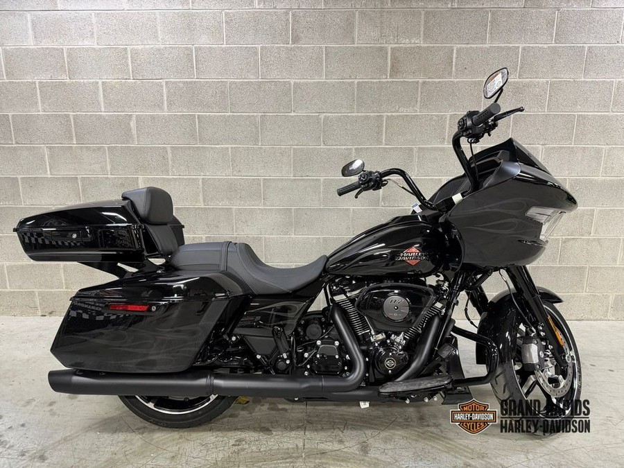 2025 Harley-Davidson® FLTRX - Road Glide®