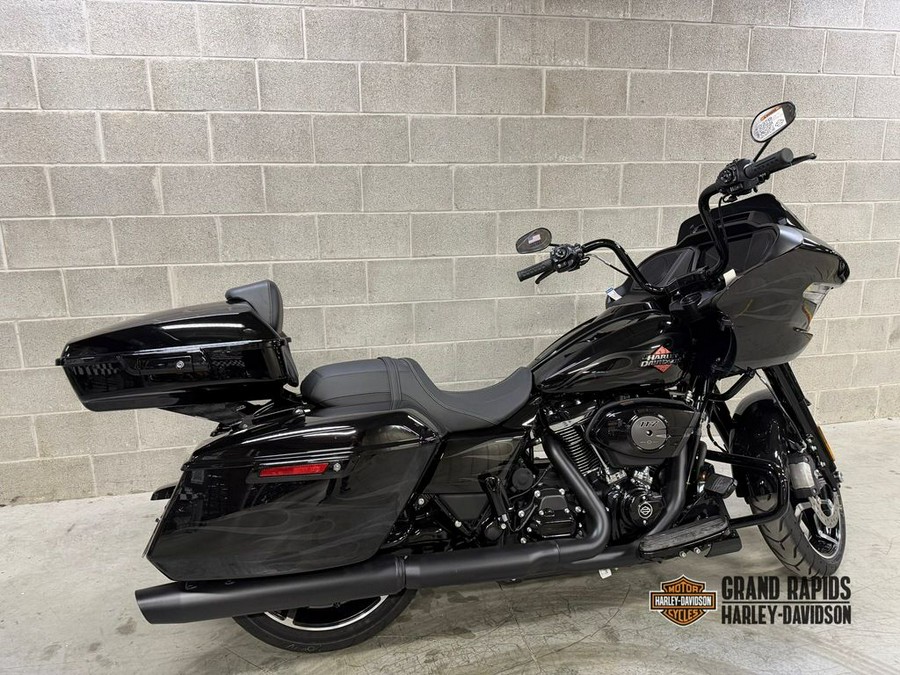 2025 Harley-Davidson® FLTRX - Road Glide®