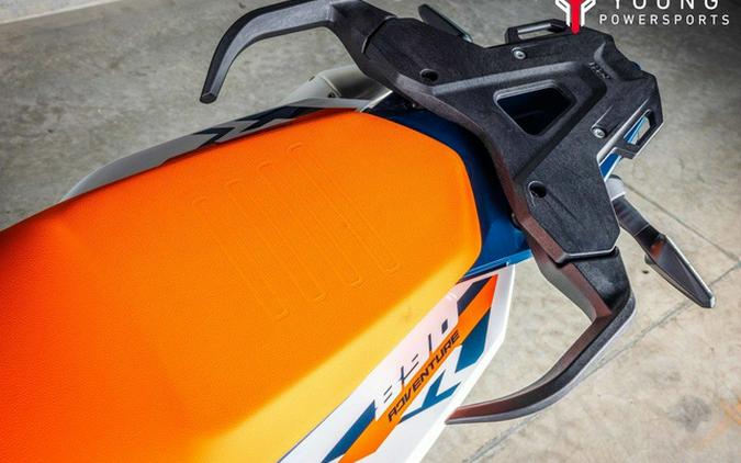 2025 KTM Adventure 890 R