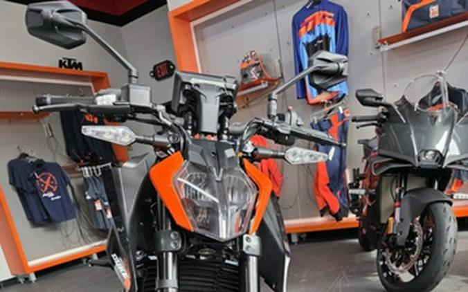 2026 KTM Duke 250