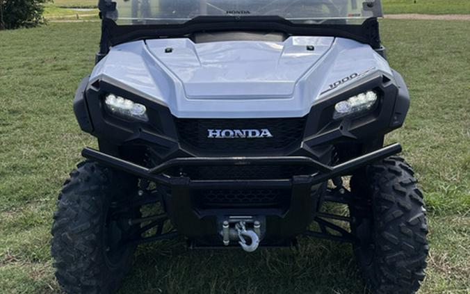 2016 Honda Pioneer 1000-5 Deluxe