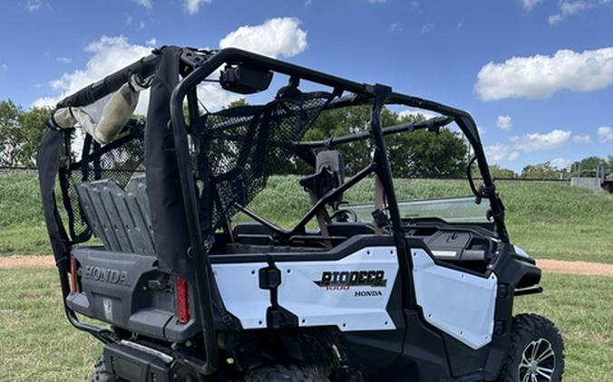 2016 Honda Pioneer 1000-5 Deluxe