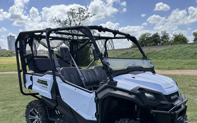 2016 Honda Pioneer 1000-5 Deluxe