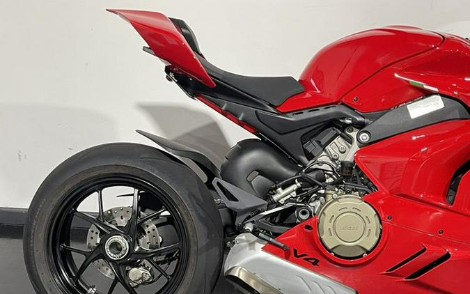 2022 Ducati Panigale V4 Ducati Red