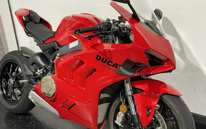 2022 Ducati Panigale V4 Ducati Red