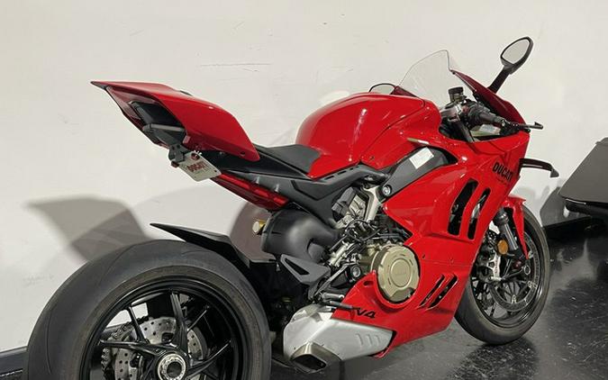 2022 Ducati Panigale V4 Ducati Red