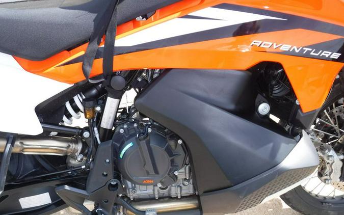 2023 KTM 890 ADV S