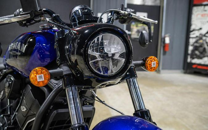 2025 Indian Motorcycle® Scout® Bobber Limited +Tech Spirit Blue Metallic