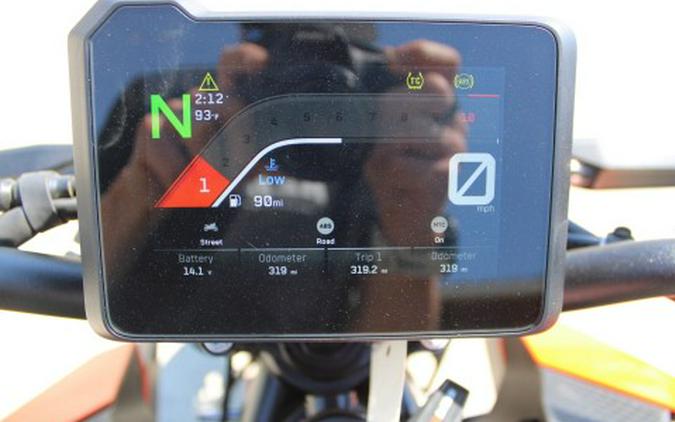 2024 KTM 990 Duke