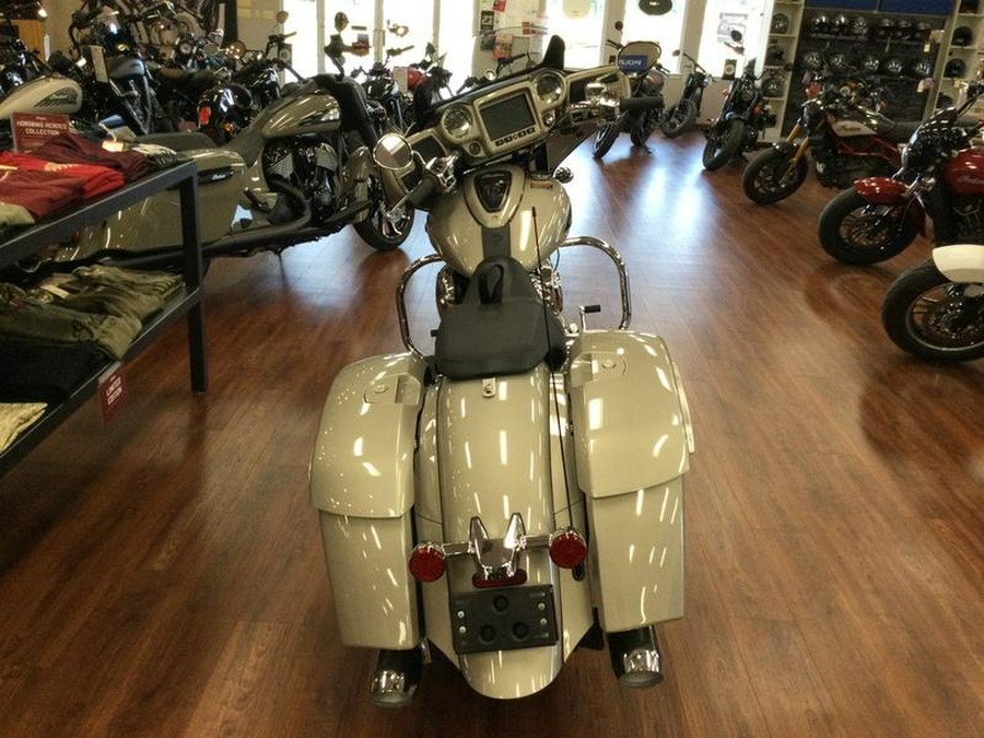 2023 Indian Motorcycle® Chieftain® Limited Silver Quartz Metallic