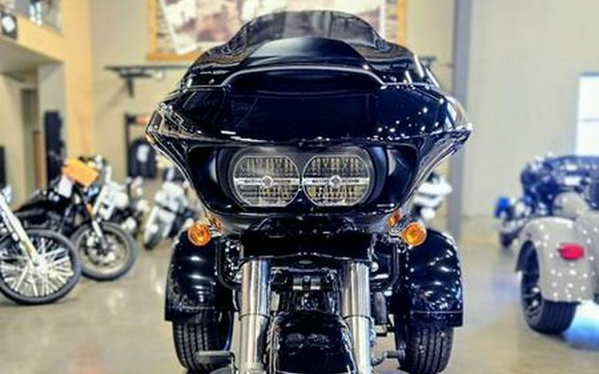 2023 Harley-Davidson® FLTRT - Road Glide® 3