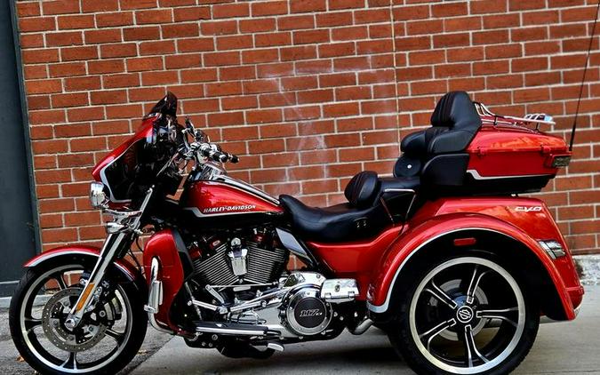 2021 Harley-Davidson® FLHTCUTGSE - CVO™ Tri Glide®