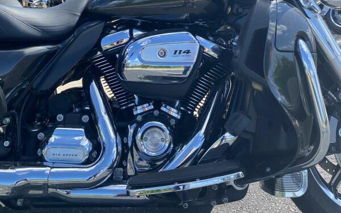 2019 HARLEY-DAVIDSON® FLHTKL ULTRA LIMITED LOW