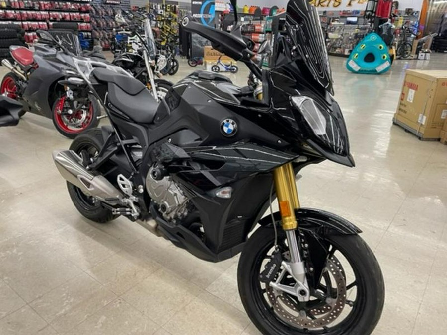 2019 BMW S 1000 XR Black Storm Metallic