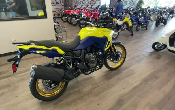 2024 Suzuki V-Strom 800DE Adventure