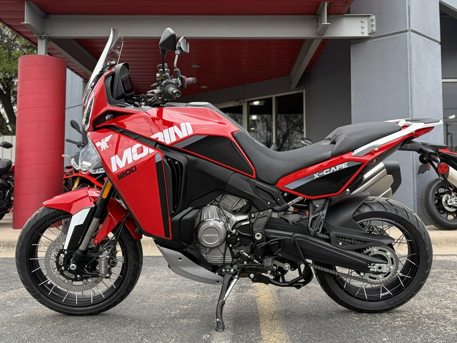 2026 Moto Morini X-Cape