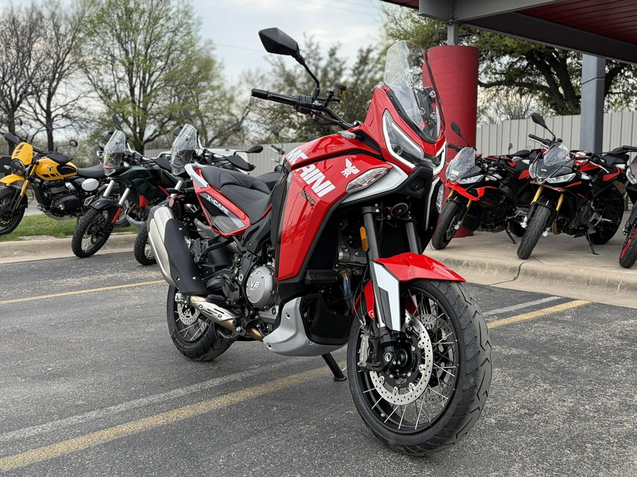 2026 Moto Morini X-Cape