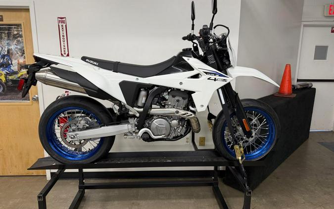 2025 Suzuki DR-Z 4SM Base