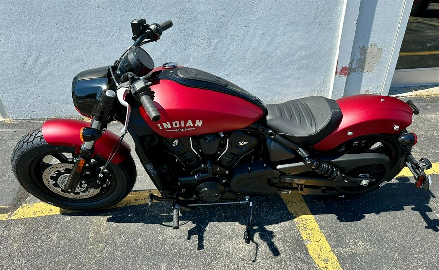 2025 Indian Motorcycle Scout Bobber Limited + TeCH