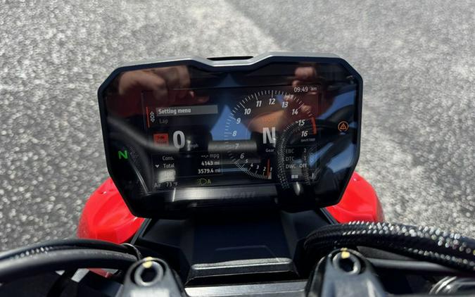 2023 Ducati Streetfighter V4 Ducati Red