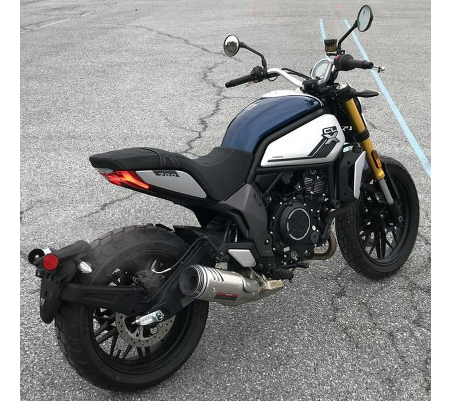 2022 CFMOTO CF700-2US