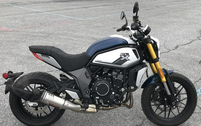 2022 CFMOTO CF700-2US