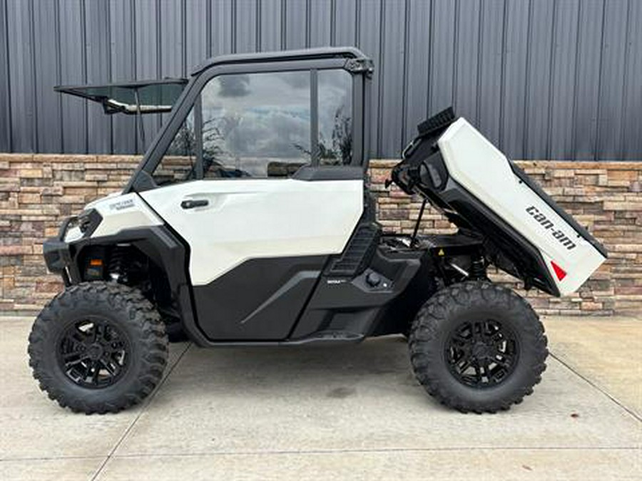 2026 Can-Am Defender Limited HD11