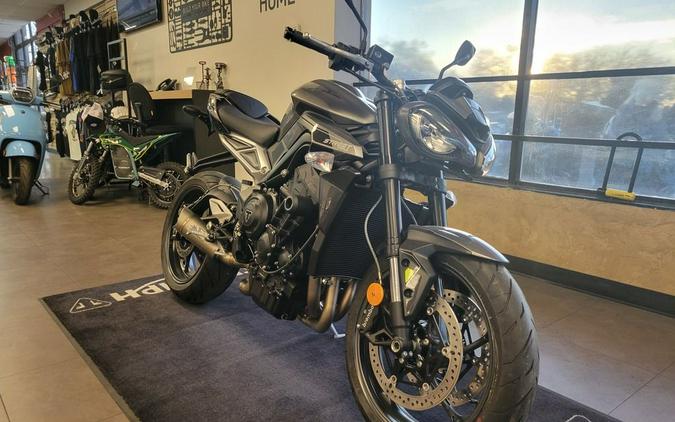 2024 Triumph Street Triple 765 R Silver Ice