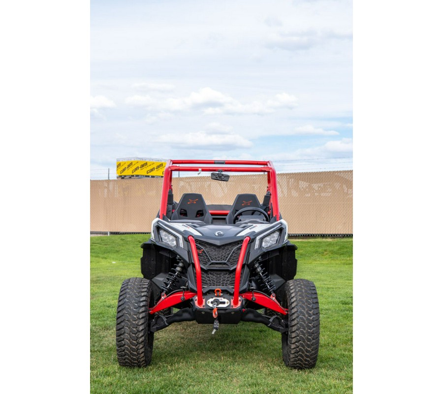 2024 Can-Am™ Maverick™ Sport X rc 1000R