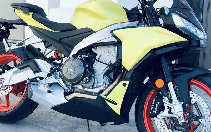 2022 Aprilia® Tuono 660 Acid Gold