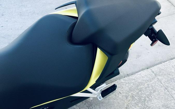 2022 Aprilia® Tuono 660 Acid Gold