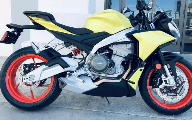 2022 Aprilia® Tuono 660 Acid Gold