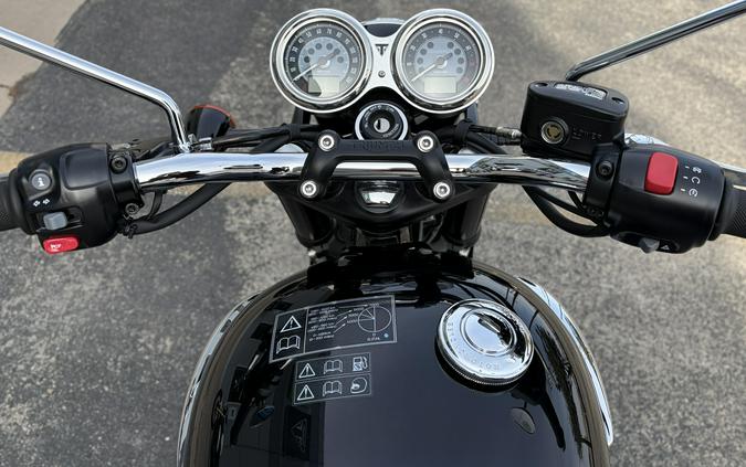 2024 Triumph Bonneville T100