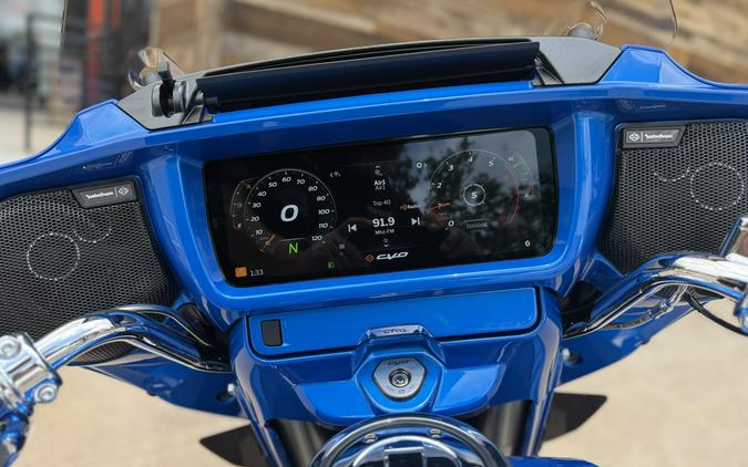 2026 Harley-Davidson® CVO Street Glide Limited Electric Coast CVO Two-Tone