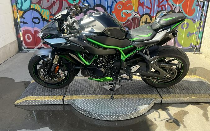 2025 Kawasaki Z H2 SE