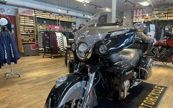 2025 Indian Roadmaster Black Metallic/Heavy Metal