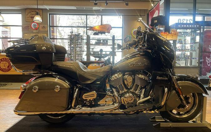 2025 Indian Roadmaster Black Metallic/Heavy Metal