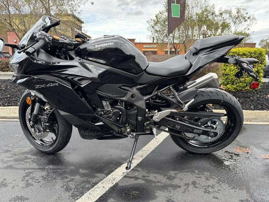 2026 Kawasaki Ninja® ZX™-4R ABS