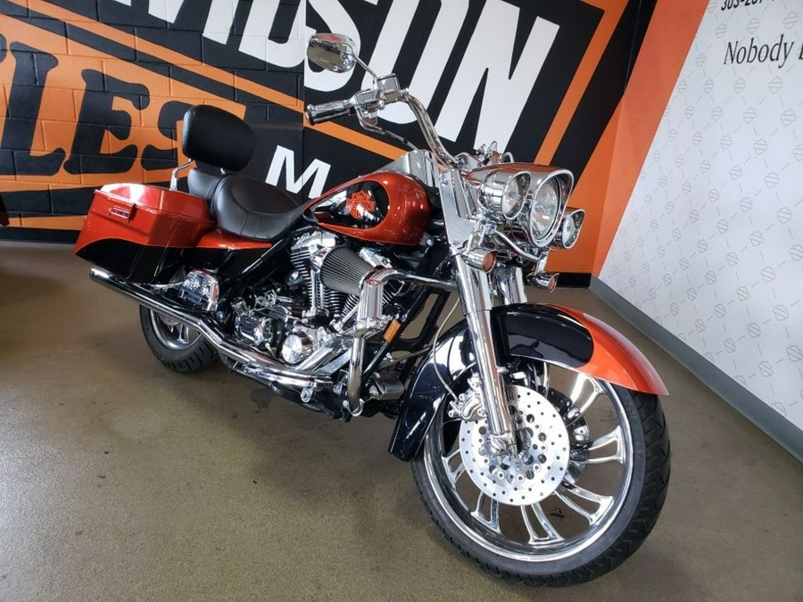2005 Harley-Davidson FLHRCI - Road King Classic Custom