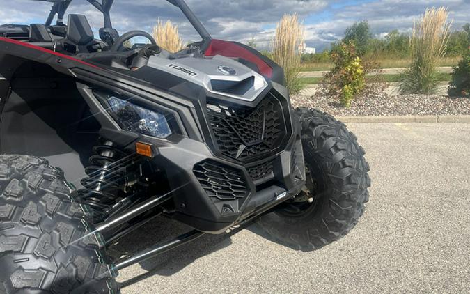 2025 Can-Am Maverick Max DS 64 Turbo